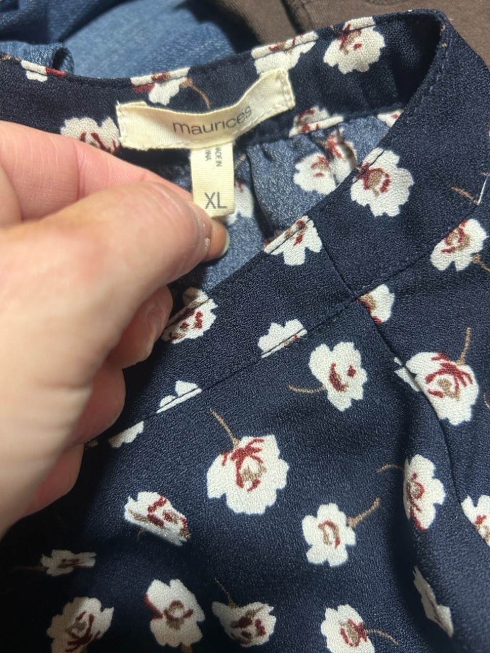 Maurices Navy Floral V-Neck Long Sleeve Blouse - Picture 6 of 6